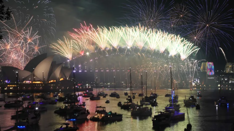 Prvi će ju dočekati u Samoi, Sydney će ipak imati vatromet, a proslavi u Parizu prijeti &scaron;trajk