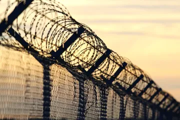Krvavi masakr među zatvorenicima zbog nogometne utakmice: 16 ubijenih, petorica ranjenih