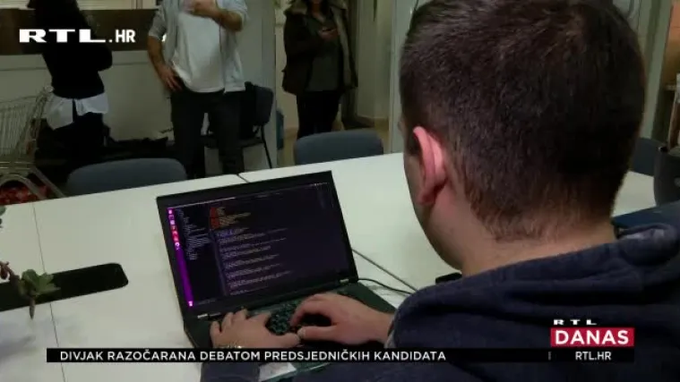 Projekt vrijedan 2 milijuna kuna: Upoznajte Franku, robota koji vodi brigu o uzgoju biljaka