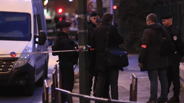 Detalji napada u Parizu: Napadač je bio du&scaron;evni bolesnik, ubio je jednu, a ranio dvije osobe