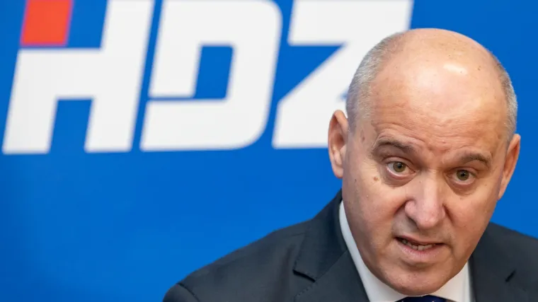 'To je bilo neprimjereno nepotrebno, ali taj perferan događaj neće utjecati na izborni rezultat'