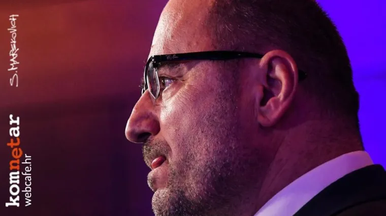 'Možda se neki autobus pokvario'; a stiglo i znakovito upozorenje iskusnog SDP-ovca