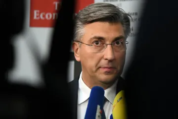 'Stalno smo pod udarom laž. Neke od njih dolaze i od budućeg predsjednika'
