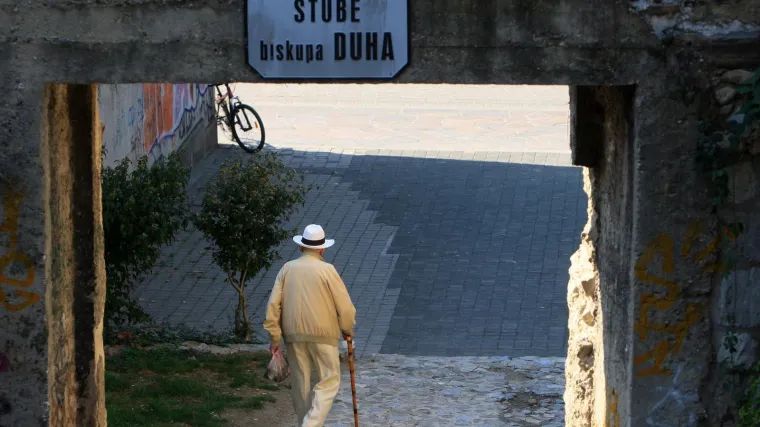 Pritvoren uporni drni&scaron;ki udvarač: 'Nastojao uspostaviti neželjeni kontakt. Ženi je to izazvalo tjeskobu'