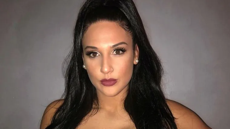 Vruća Sonia bila je u Splitu, a sada će praviti dru&scaron;tvo Bari&scaron;iću i Katiću