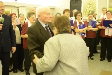 Josip Pisnjak u Dubravi proslavio 101. rođendan i zaplesao