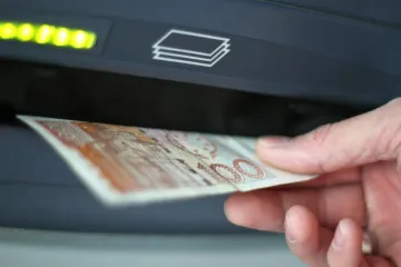 'Oni to zovu 'prešutno prekoračenje', ništa me nisu pitali, a radi se o najvećoj kamati'