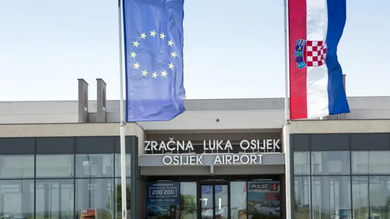 Otpustili rodilju, ženu pred mirovinom i osobu s invaliditetom a sebi povećali plaće