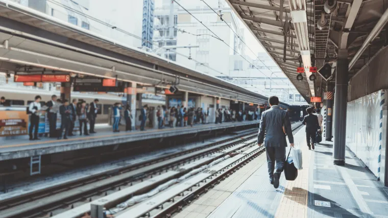 Interaktivni ekran na željezničkom kolodvoru umjesto voznog reda vlakova emitirao - pornografiju