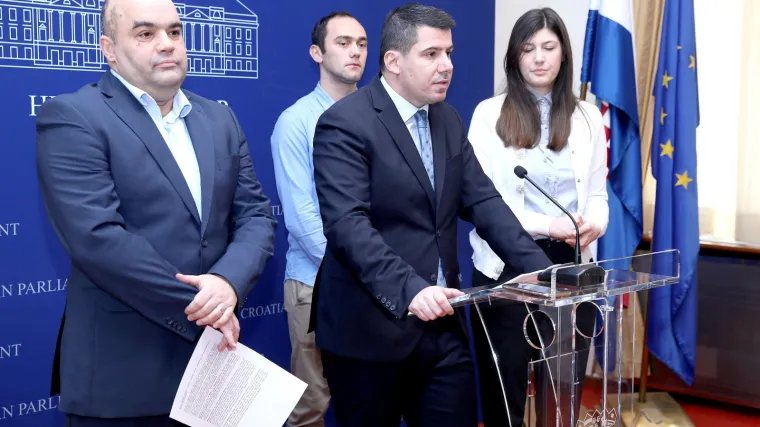 'Treba učiti iz pro&scaron;losti, s 10 zastupnika ne možemo puno'