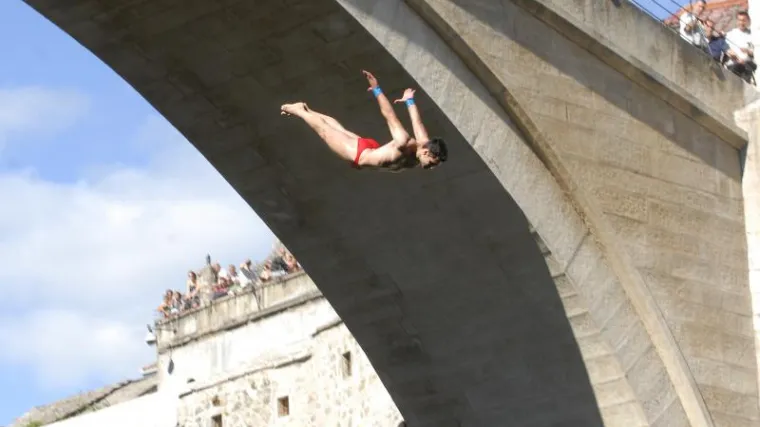 Ekstremni skokovi u vodu