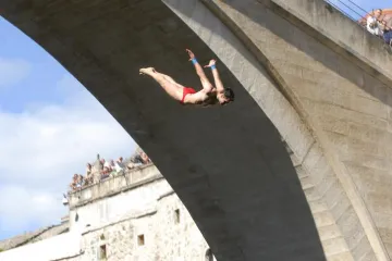 Ekstremni skokovi u vodu