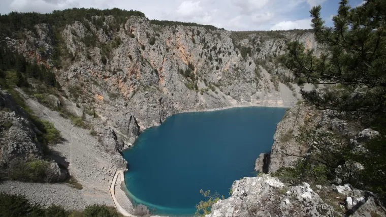 Dubina jezera u Hrvatskoj