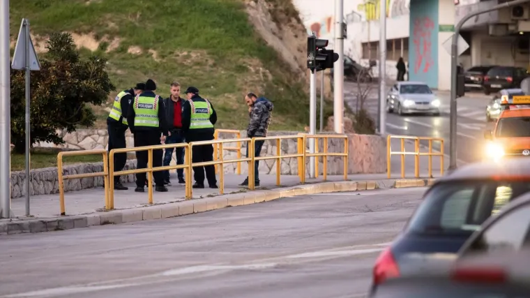 Te&scaron;ka nesreća u Splitu: Autom udario dvoje pje&scaron;aka, prebačeni su u bolnicu