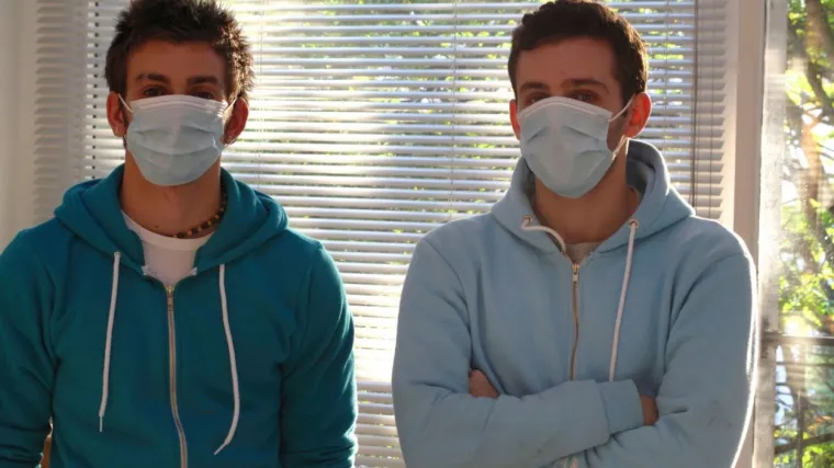 Može li no&scaron;enje kirur&scaron;ke maske spriječiti &scaron;irenje virusa?