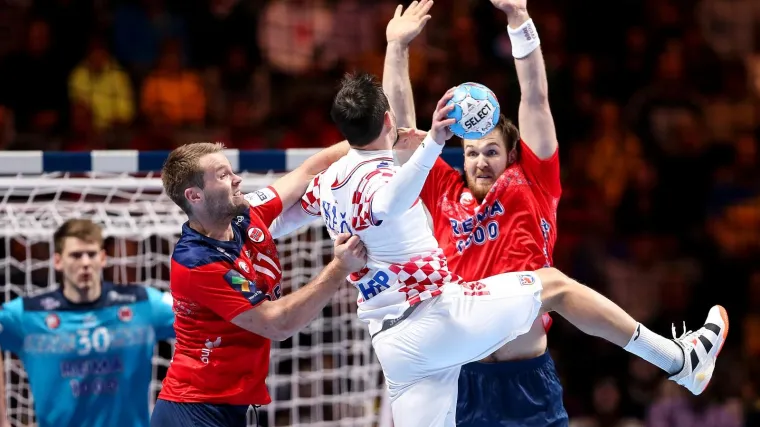 'Na&scaron; san je uni&scaron;ten...'