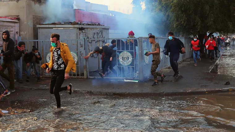 Policija često koristi prave metke i suzavac: Najmanje četvero mrtvih u gu&scaron;enju prosvjeda u Iraku