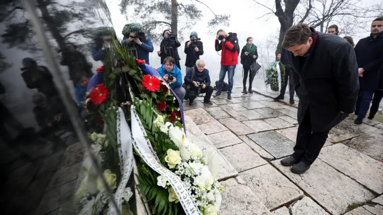 Obilježen Dan sjećanja na žrtve holokausta u BiH: 'Moramo svima poručiti da zlo neće proći"