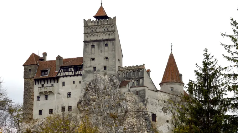 Drakulin dvorac: Saznajte sve o mističnom rumunjskom dvorcu
