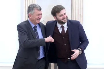 'Na predsjedniku je Vlade da izabere ekipu s kojom će igrati'