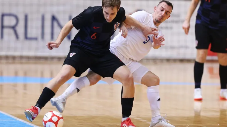 Za osvajanje prvog mjesta koje vodi izravno na prvenstvo dovoljan nam je i bod