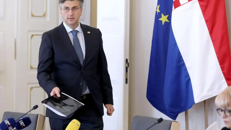 Ministar pred odlaskom? Plenković: 'Krstičević je osobno pogođen, emotivan je. No, nije ponudio ostavku'
