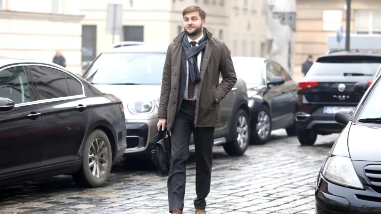 Ministar Ćorić nije odu&scaron;evljen 'če&scaron;ljanjem' imovine političara: 'Psihoza je uzela maha'