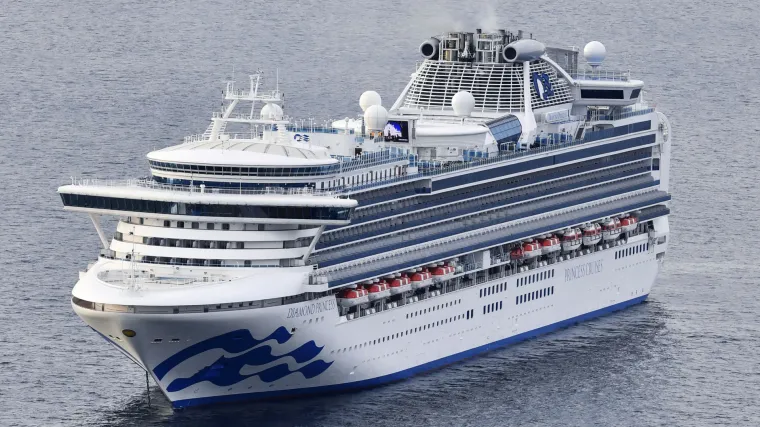 &Scaron;estero Hrvata zarobljeno na kruzeru kod Japana: Bit će u karanteni sljedećih 14 dana