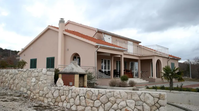 HDZ-ova načelnica kupila stan uz državne poticaje, Ministarstvo poručilo: 'Mora vratiti 72.000 eura'