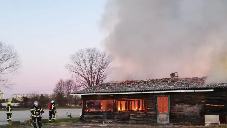 Zagrebački vatrogasci žestoko u&scaron;li u 2020.: 'Odradili smo 337 hitnih intervencija i spasili pet osoba'