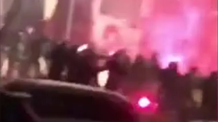 Procurile snimke brutalne tučnjave Grobara i Delija za vrijeme utakmica vječnih rivala