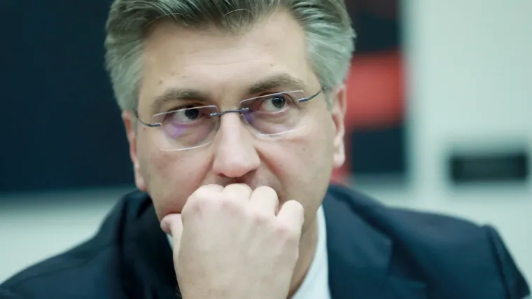 Potvrđeno je i da bi četvrta potpredsjednica HDZ-a trebala biti žena