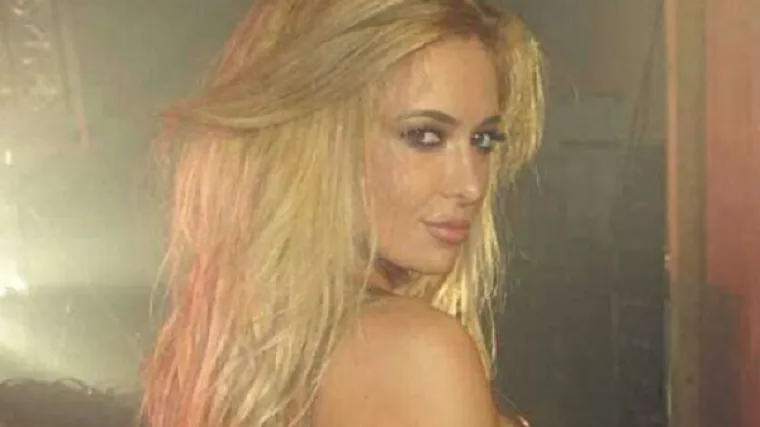 Ima vi&scaron;e od 150 grudnjaka i jedan poseban ritual u kupaonici. Ali to nije sve...