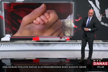 Kći i zet svima rekli da je dijete rođeno mrtvo i dali ga u dom. No, baka ga izvukla