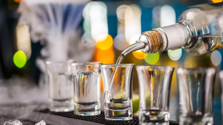 Od svibnja 30 posto veće trošarine na alkohol! Evo koliko bi mogli koštati 'pelin' i vodka