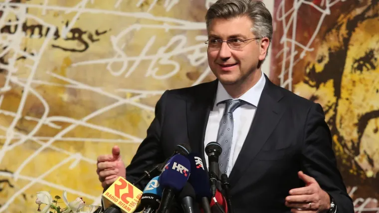 'HDZ je bio predvodnik svih ključnih procesa proteklih vi&scaron;e od 30 godina i na to trebamo biti ponosni'