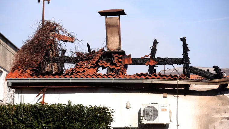 Ravnateljica &scaron;kole očajna: 'Vatra je buknula u kontejnerima za otpad. &Scaron;teta je vi&scaron;e milijuna kuna'