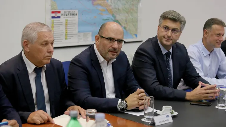 'Nikad nisam komunicirao te stvari, ali sada hoću. Stvorio je kult obožavanja velikog vođe...'