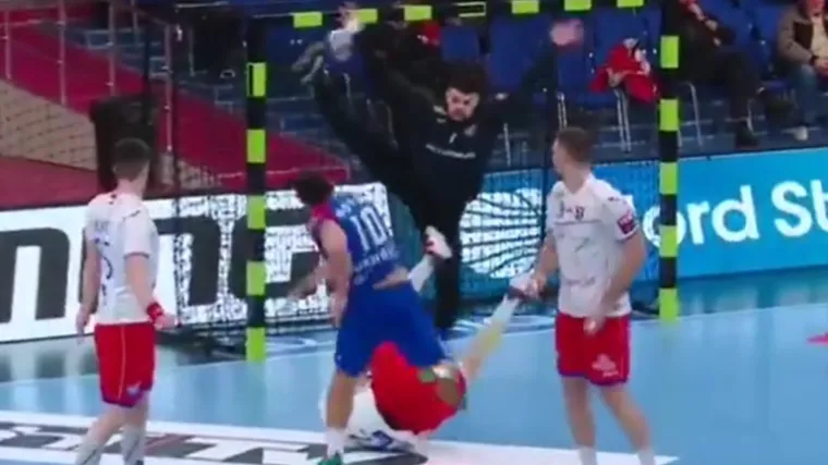 Bivši golman Kauboja čuda radi u Ligi prvaka, a nije ni na klupi reprezentacije