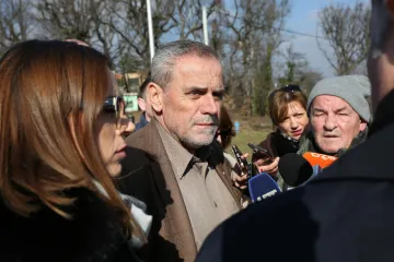 'Mogu i ja skinuti rukavice i govoriti drugačije o svojim partnerima'