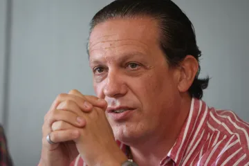 'Nisam vezan niti uz jednu grupaciju, ali podupirem svakoga...'