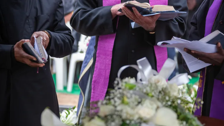 Svećenik &scaron;okirao izjavom! 'Pobačaj je gori od pedofilije jer je ubojstvo. Pedofilija ne ubija'