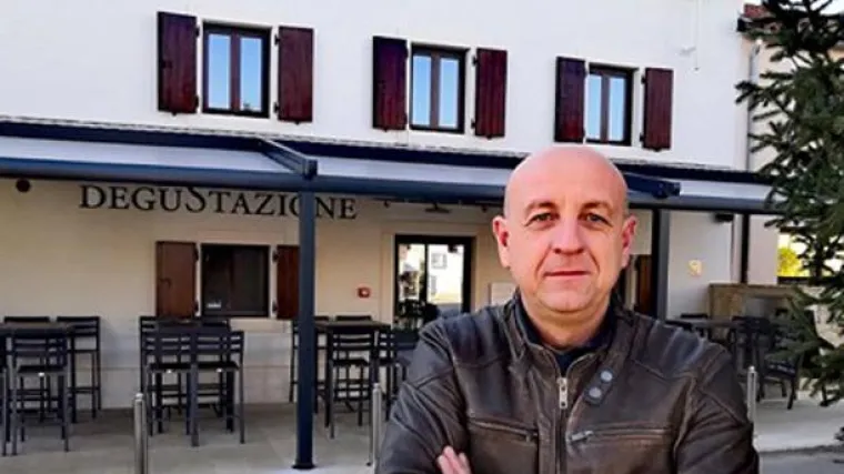 Skandal u Istri! Načelnik zbog imovinske kartice gnjusno izvrijeđao novinarku: 'Popu&scaron;i mi k***c!'