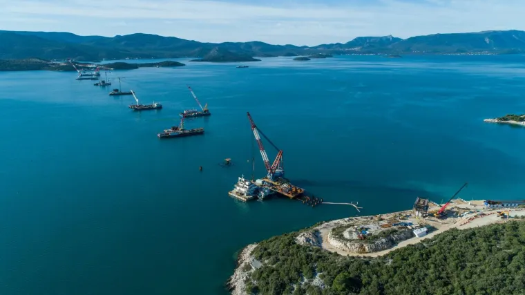 Privremeno se zatvara kineska tvornica koja radi konstrukcije