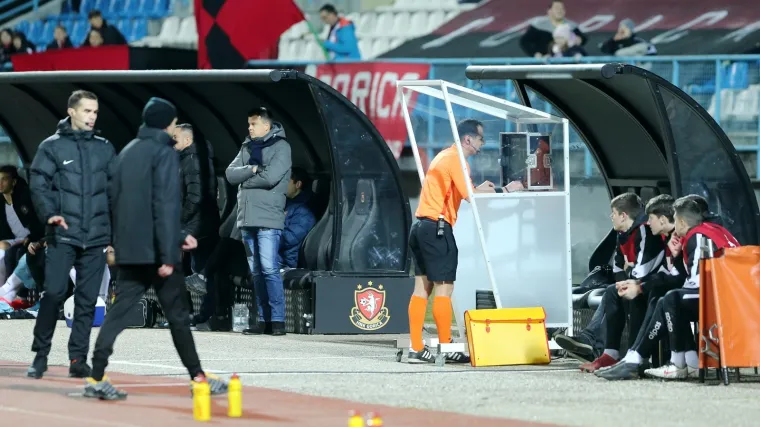 Rijeki poni&scaron;ten pobjedonosni pogodak u sudačkoj nadoknadi. Klupa podivljala