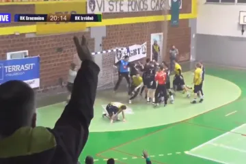 Protivnika divljački udario šakom u glavu, a onda je nastao kaos