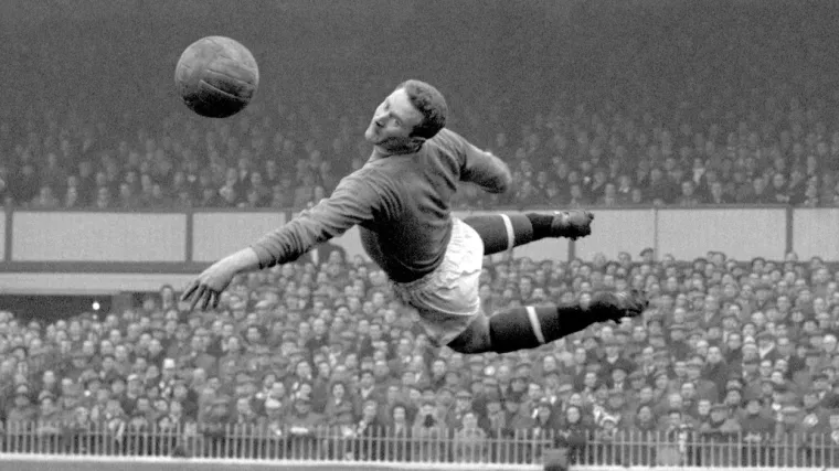 Bio je heroj nakon tragične nesreće, spašavao je živote Busbyjevim bebama