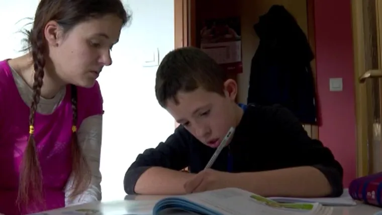 Osnovno&scaron;kolac Leon traži pomoćnika u nastavi: 'Kada ga je imao, dolazio je doma tako sretan'