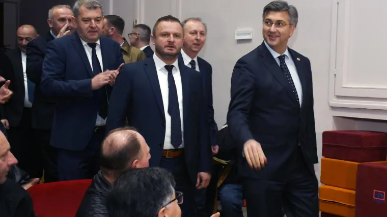 Plenković iznio novu ideju za rje&scaron;enje pada broja stanovnika: 'Uspostavimo dvosmjerno kretanje'