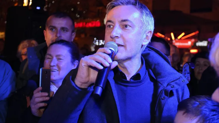 Miroslav &Scaron;koro na Facebooku čestitao Zoranu Milanoviću, ali ga nije propustio malo podbosti